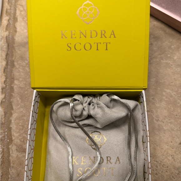 Silver Heart Pendant Necklace - Picture 3 of 5